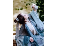 詩詞名句何以解憂唯有杜康中的杜康指的是？螞