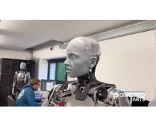 與人一樣的逼真表情!人形機器人的吊詭與最終