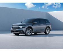 小牛電動李一男進軍電動汽車 「自游家」首款車