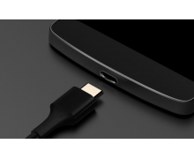 丁磊回應(yīng)統(tǒng)一充電口提案爭(zhēng)議 團(tuán)隊(duì)考慮不周已撤