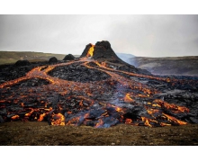 湯加在世界地圖的位置 湯加的人口有多少?