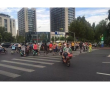 睡醒之后酒也就醒了不用再擔心被查出酒駕了這