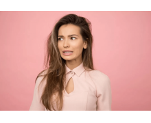 人在精神壓力大時更容易掉頭發該說法 螞蟻莊園