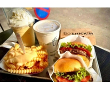 萬達奶茶，李寧咖啡：奶咖香里的“危險誘惑”