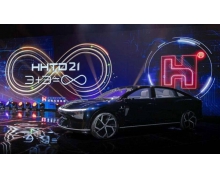 鴻海董事長(zhǎng)劉揚(yáng)偉：預(yù)估 2025 年將拿下電動(dòng)汽車