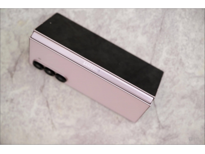 當折疊形態與AI熱點結合 三星Galaxy Z Fold6能否成為