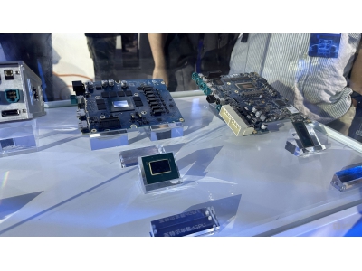 AI大模型加速“上車(chē)”，英特爾不想錯(cuò)失智能汽車(chē)