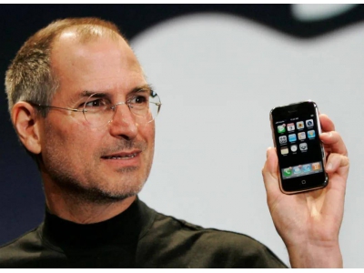 喚醒手機上的AI 當真還需要一個物理按鍵？