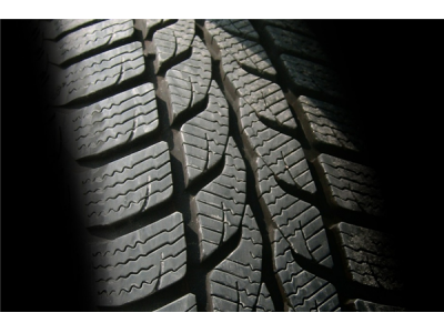 世界 ！博世聯手倍耐力研發智能輪胎：已用超跑