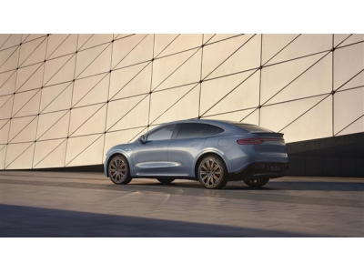 余承東:智界R7是按照100萬的標準設計的 賣一輛