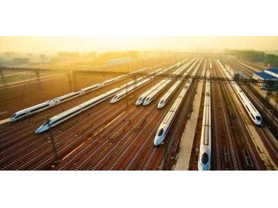 烏尉高速跨南疆鐵路轉體橋成功轉體