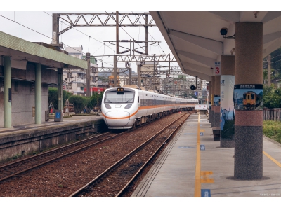 鋼鐵大通道助力新疆經濟建設