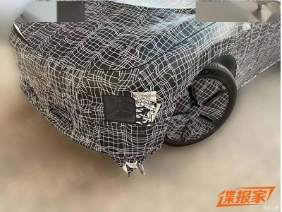 理想純電SUV家族新成員i7、i8、i9內飾曝光,2025年