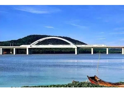 鐵路精筑服務鏈 暢行元旦城際間