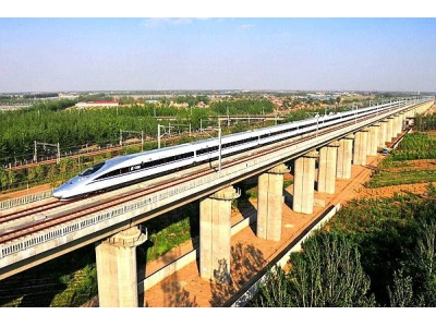 磨憨口岸“返鄉”特別通道溫暖旅客心