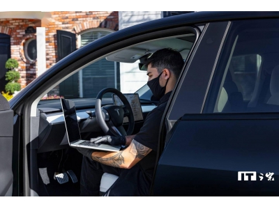 特斯拉新招！AI助手上線，能否終結(jié)車主服務(wù)投訴