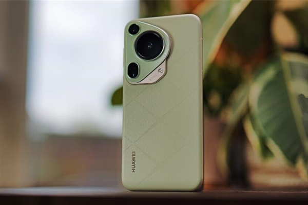 Mate之父李小龍換新手機(jī)：華為Pura 80系列終于來(lái)了