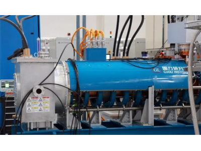 新突破！我國成功研制國際首支P波段大功率超構