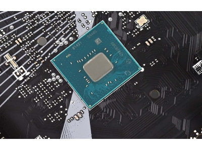 任正非稱芯片問題沒必要擔心！黃仁勛回應：華