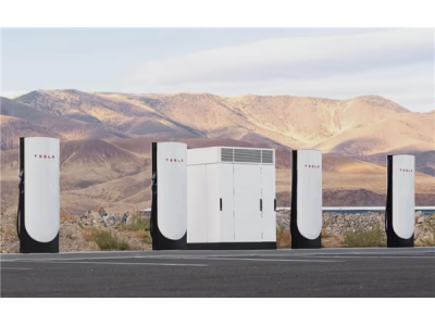 特斯拉超充樁正式突破7萬根：國內已開放超210