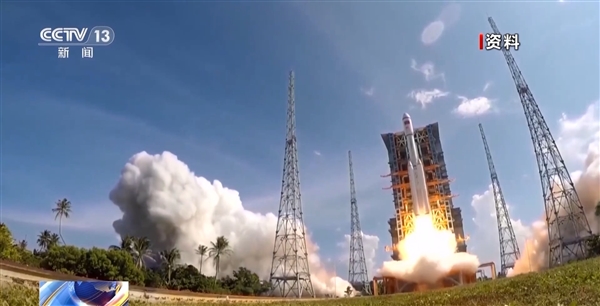 我國全新飛天艙外服上天!天舟九號船箭組合體已轉運至發射區