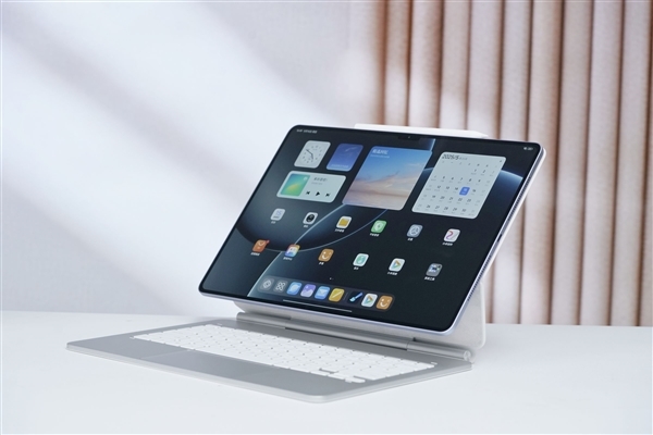 雷軍稱自己是社恐型e人:提前兩個月開始準備年度演講稿