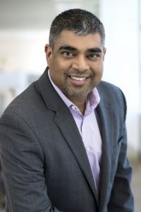 英特爾公司副總裁兼感知計算事業部無人航空系統總經理Anil Nanduri 專業級Intel(R) Falcon(TM) 8+系統為無人機行業提供先進性能