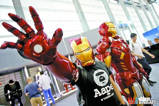 晶報(bào)記者帶你體驗(yàn)VR奇幻之旅