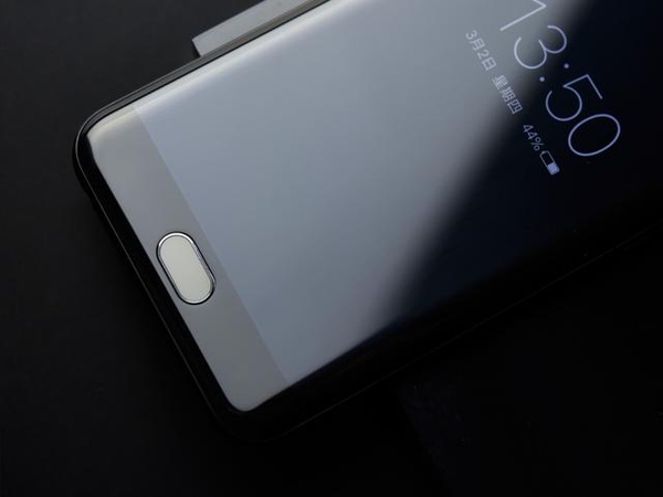 國產手機的公式化借鑒,魅族腰圓鍵+一刀切天線