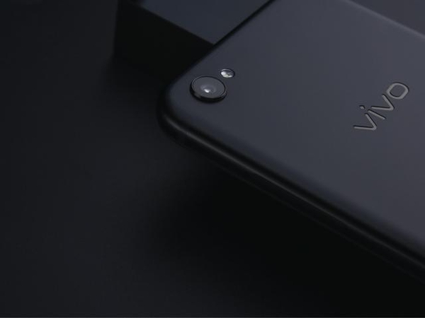 國產手機的公式化借鑒,魅族腰圓鍵+一刀切天線