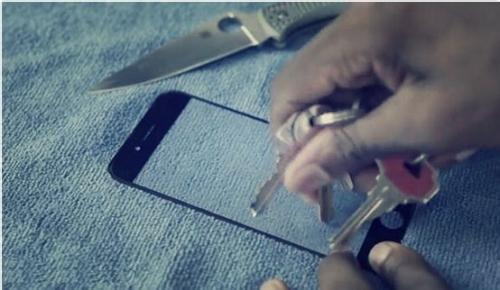 2億撬動百億機會,康寧能給蘋果帶來什么?