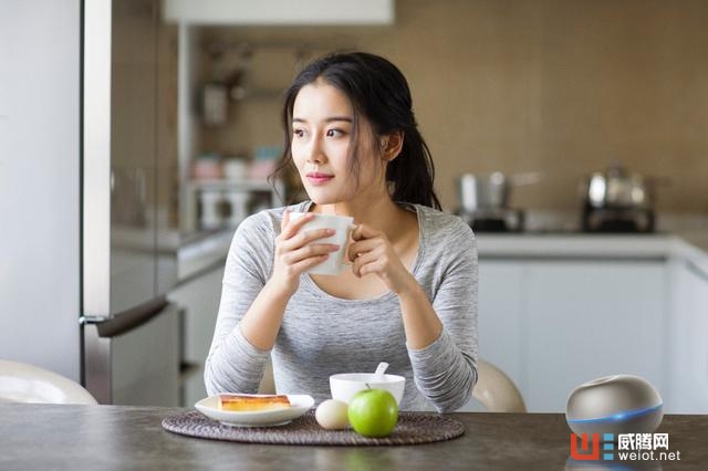 打破亞馬遜Echo布局：月石能否引領(lǐng)中國(guó)智能家居市場(chǎng) 打破亞馬遜Echo布局：月石能否引 ...